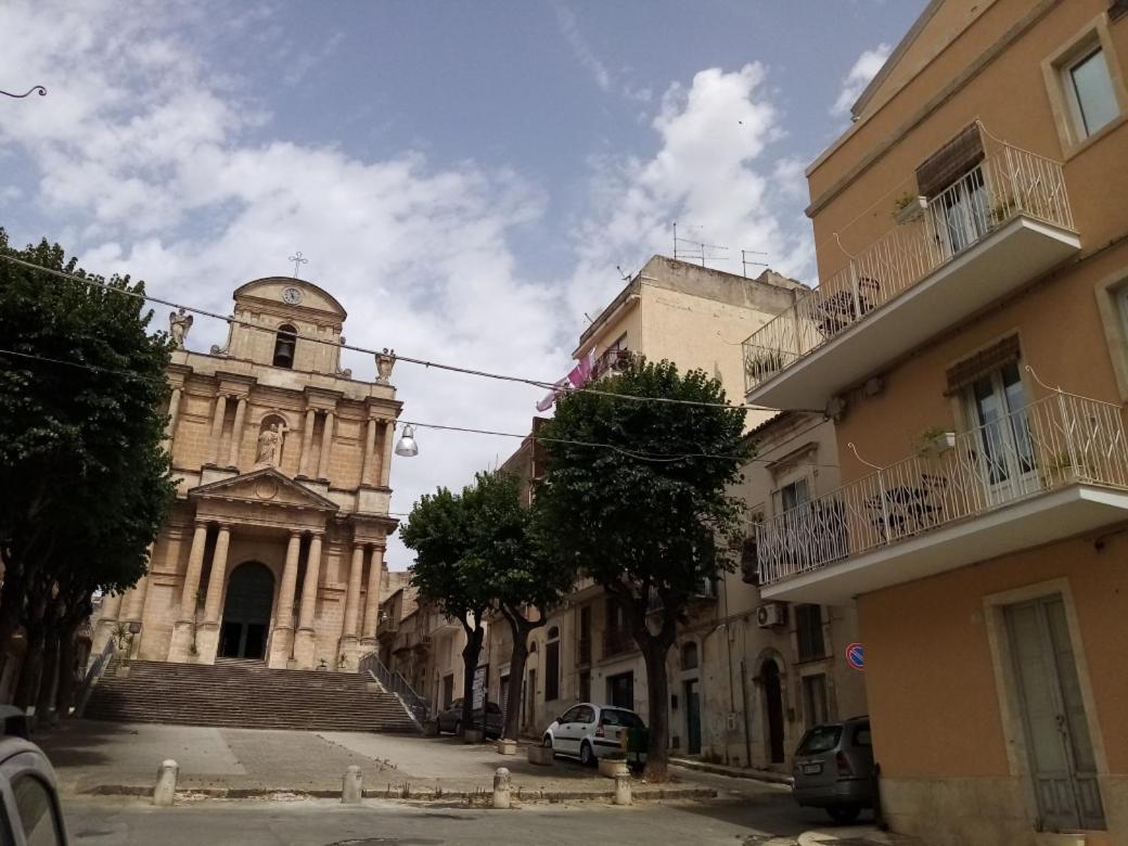 Piazza Salvatore 7, Gocce Di Sicilia Рагуза Екстер'єр фото